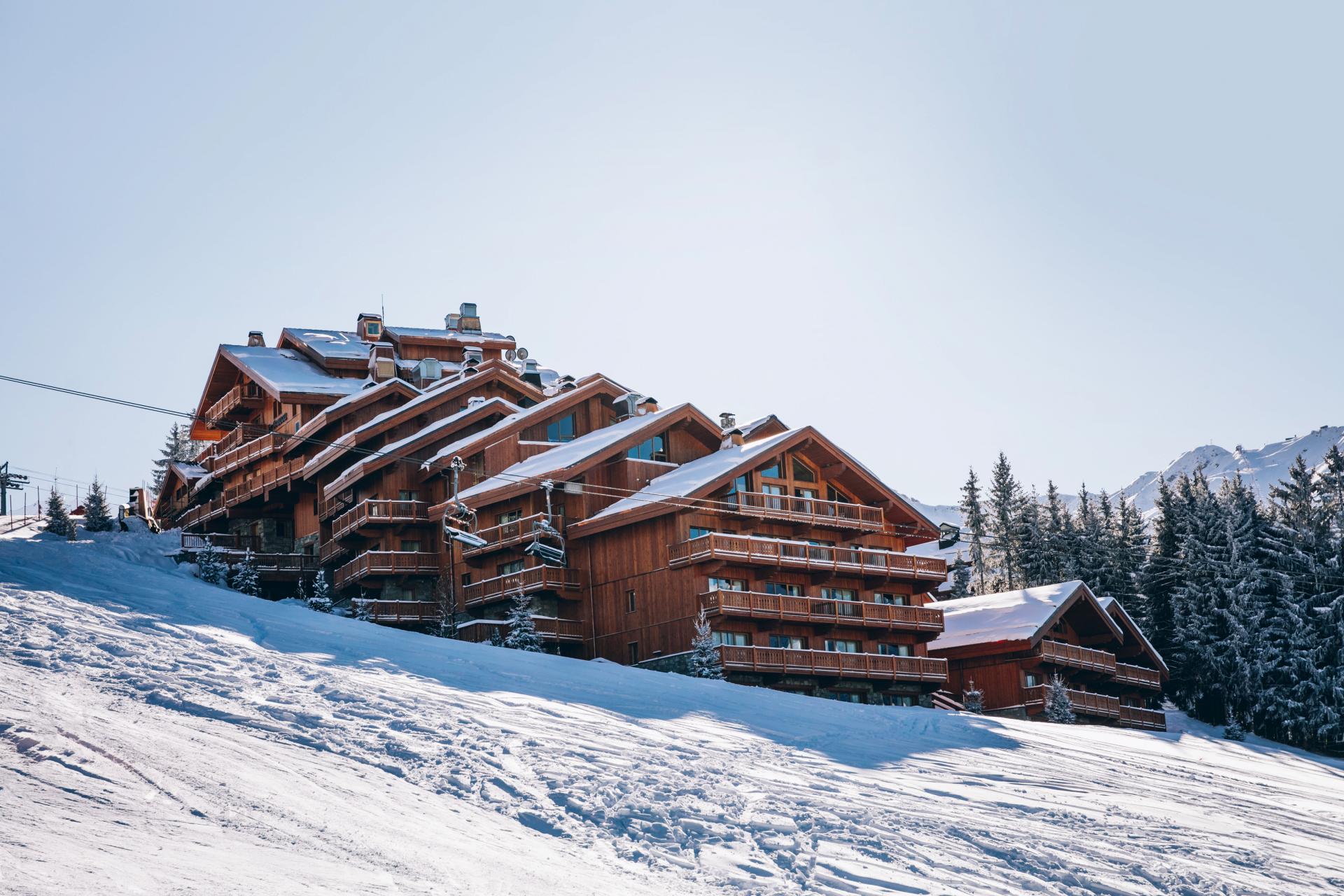 vue-exterieure-du-coucou-meribel